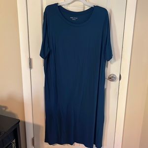 Long tshirt dress. Blue short sleeved. No tag but never worn